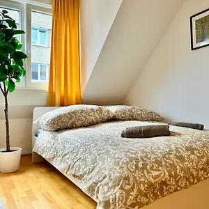 premium-80-m2-rooftop-apartment-5-min-to-center.vienna-besthotels.com/